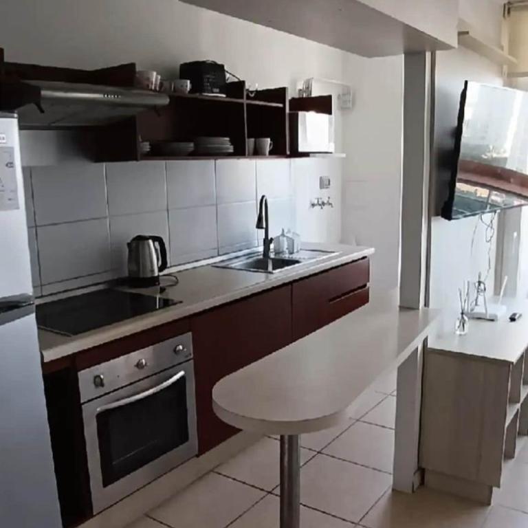 Lindo departamento a pasos del casino y playa peñuelas totalmente amoblado - Three-Bedroom Apartment with Sea View - 4