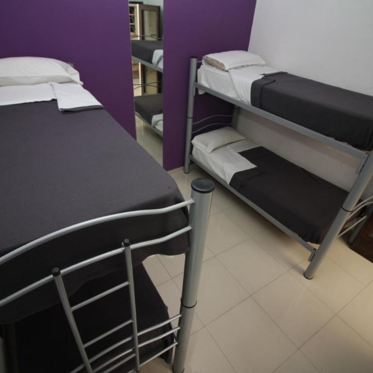 Link Cordoba Hostel - Habitación cuádruple - 7