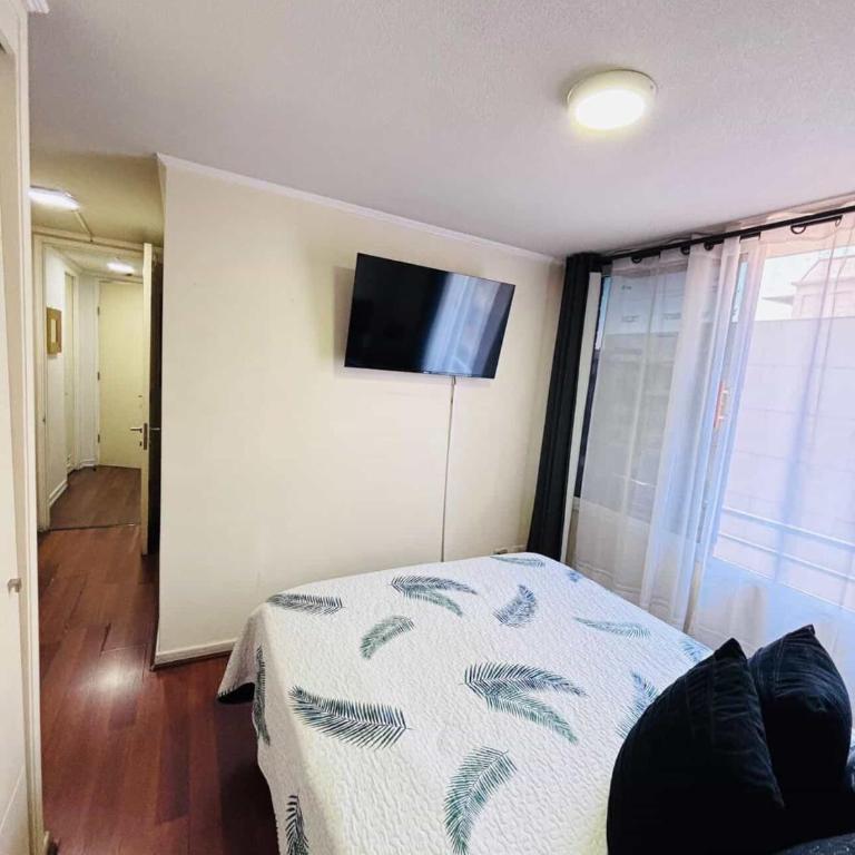 3 dormitorios Familiar con Estacionamiento gratis - Metro Santa Ana - Three-Bedroom Apartment - 14