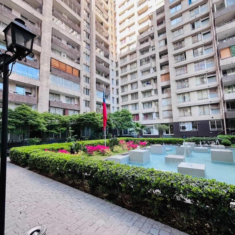 Depto en Santiago Centro con balcón y vista - parking opcional - Three-Bedroom Deluxe Apartment - 2