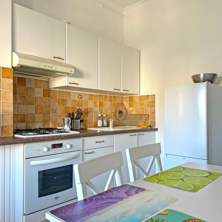 Magnifique appartement Bas Fabron, 5 min de la mer - Appartement 2 Chambres - 18