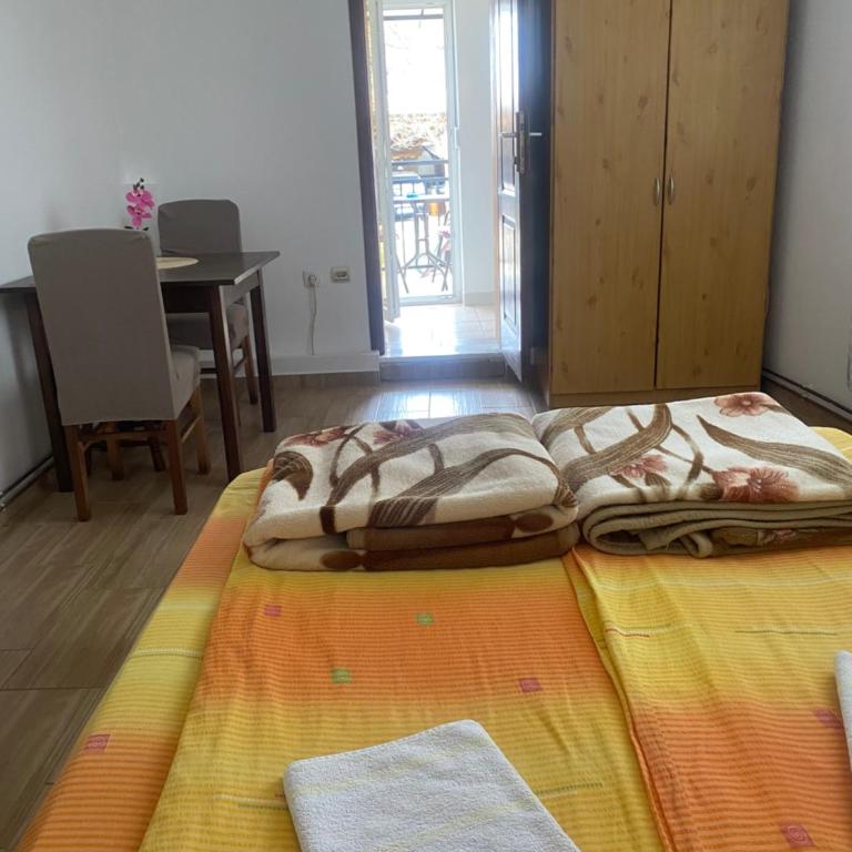 Apartments Božinović - Studio - 1
