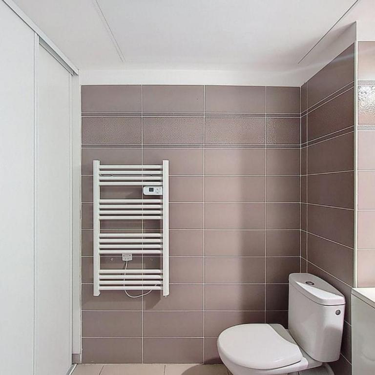 T2 élégant avec clim & piscine Port Fréjus Plage - Apartment mit 1 Schlafzimmer - 4