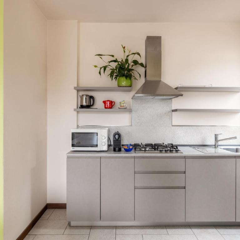 Trilocale in centro Baveno con giardino - Appartamento con 2 Camere da Letto - 5