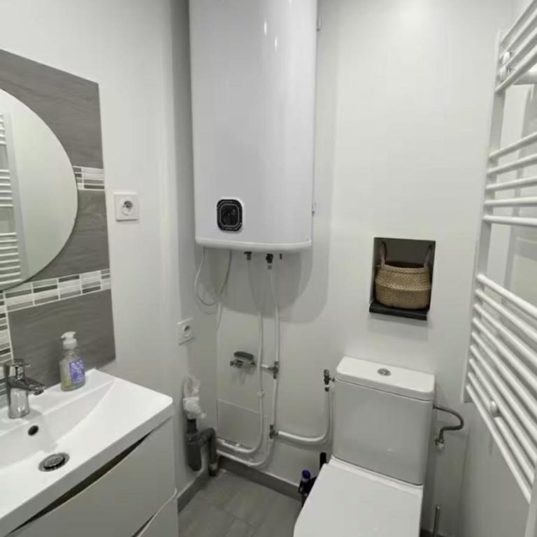 La Scène - Lumineux - Cœur Avignon - Apartment mit 1 Schlafzimmer - 9