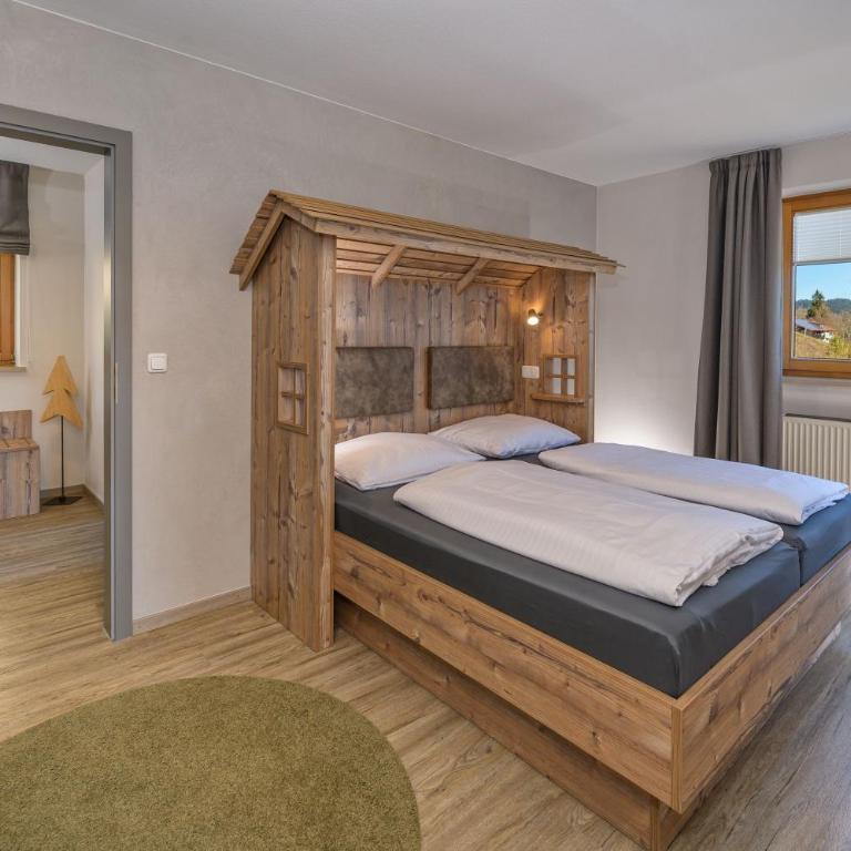 Allgäuer Panoramahotel - Panoramasuite mit Balkon - 2