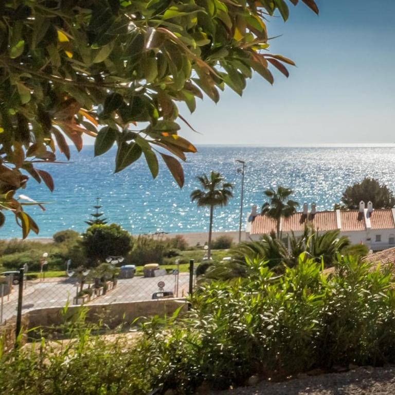 Beachside Villa by Playa de La Duquesa, Manilva, Costa del Sol - Casa de 5 dormitorios - 16