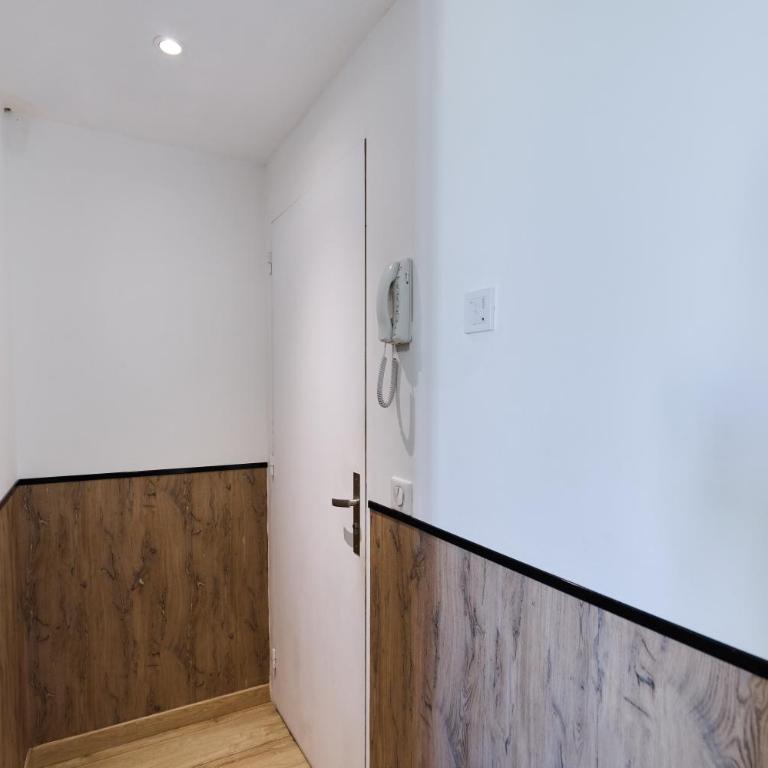 Garden - Supermarket - Park - Wifi - 3 bedrooms - Appartamento con 1 Camera da Letto - 17