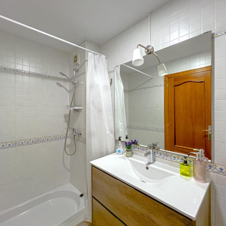 Vivalidays Montserrat - Blanes - Apartamento con terraza - 29