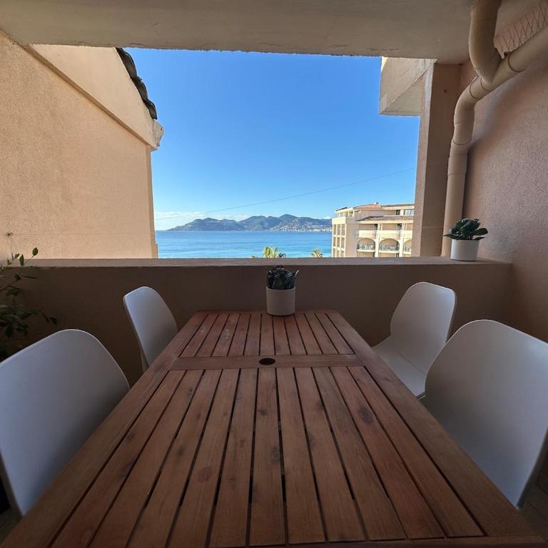 Panoramic Sea-View Duplex, 2 Terraces & Pool, Walk to Beach - Appartement 1 Chambre - 11