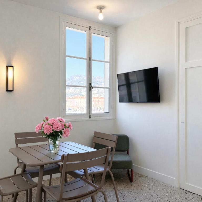 Sublime appartement au port de Nice - Appartement 2 Chambres - 5