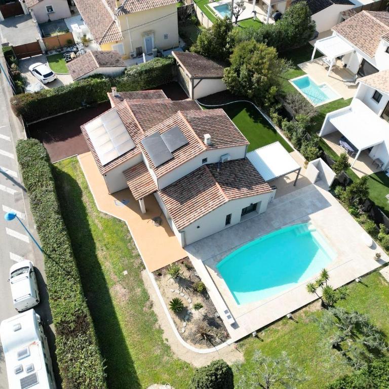 Villa avec piscine, jardin,4 chambres - Palmazur Vacances - Villa avec Piscine Privée - 48