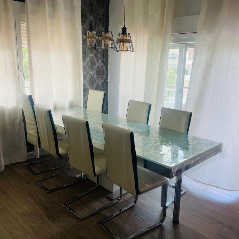 Mirador Plaza Triangular - Apartamento - 12
