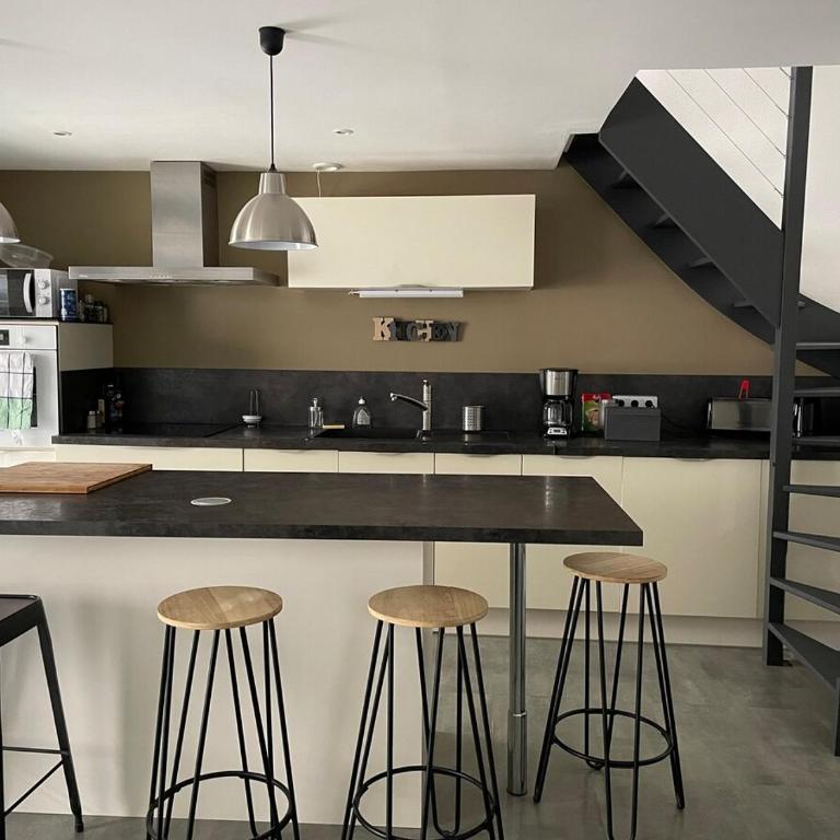 Duplex à 10min de la gare & centre avec balcon - Appartement 1 Chambre - 14