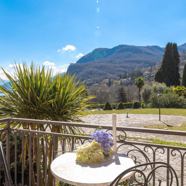 Hotel Royal - Camera Matrimoniale/Doppia con Letti Singoli con Vista Lago. - 8