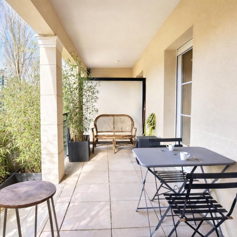DisneyLand & Val D'Europe - 2 mins from Train Station - Cocon Garonne - Apartment mit 1 Schlafzimmer - 7