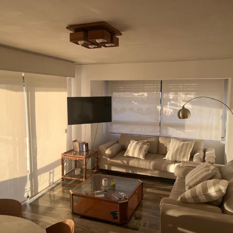 Apartamento frente a parada 2 de Playa Brava - Ed Parquemar Center - Apartamento de 2 dormitorios - 19