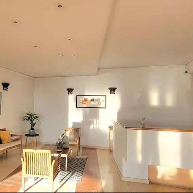 Gran depto en Cochoa frente a la playa - Three-Bedroom Apartment - 5