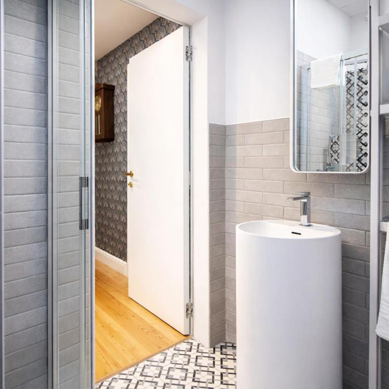 Orsini Lux 6 ospiti - Arte e Design su Lungarno di Pisa - Monolocale - 16