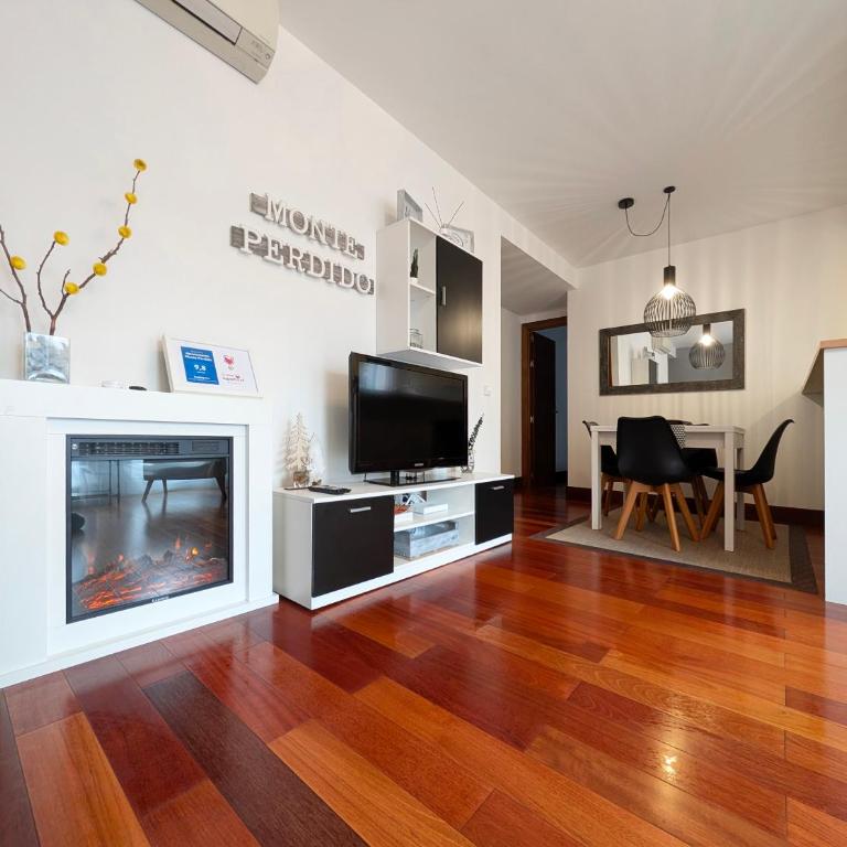 Apartamento Monte Perdido - Apartment - 2