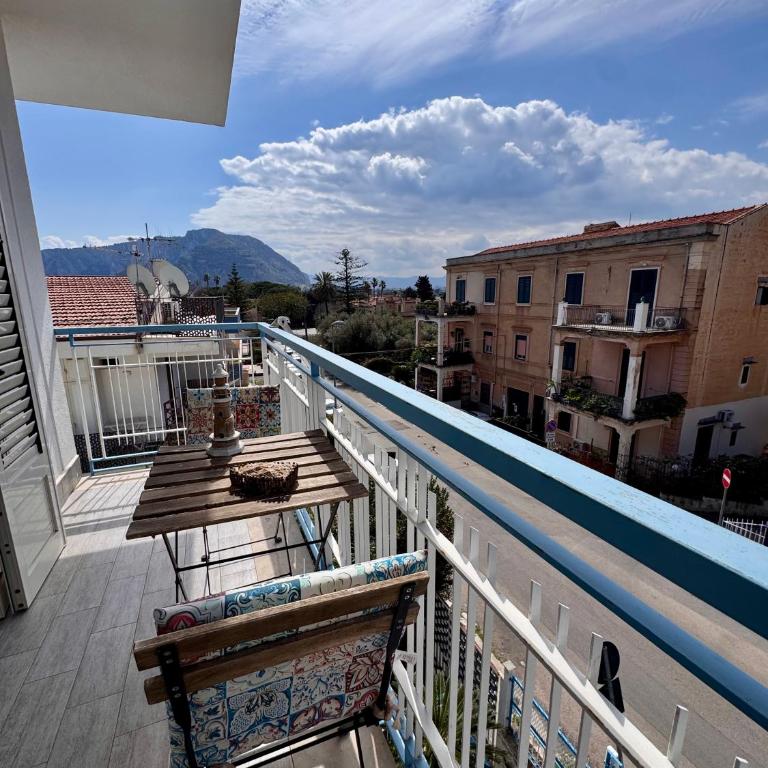 Mongibello Rooftop - Camera Matrimoniale con Balcone - 2