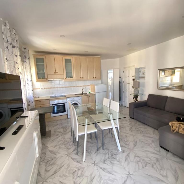 1 BR Sea View · Steps to Beach · Los Cristianos - Apartamento de 1 dormitorio - 17
