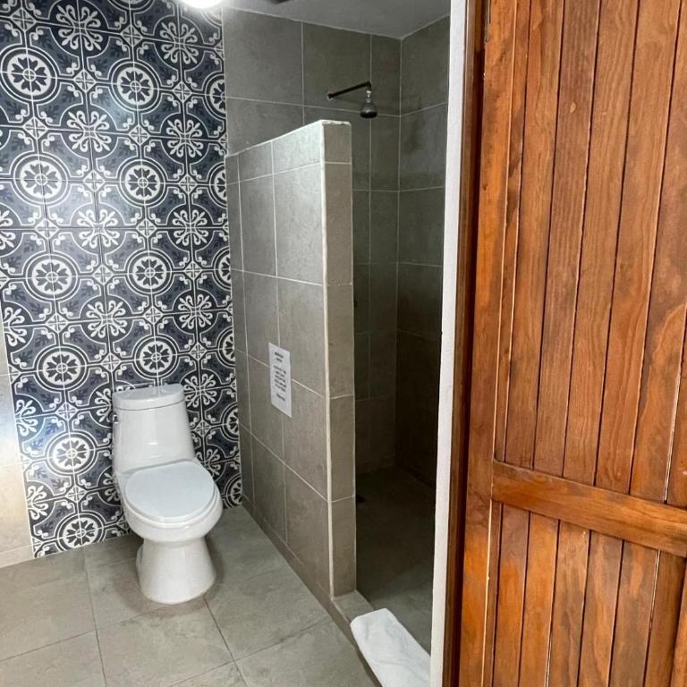 Caribo Cozumel - Habitación Triple con baño privado - 1