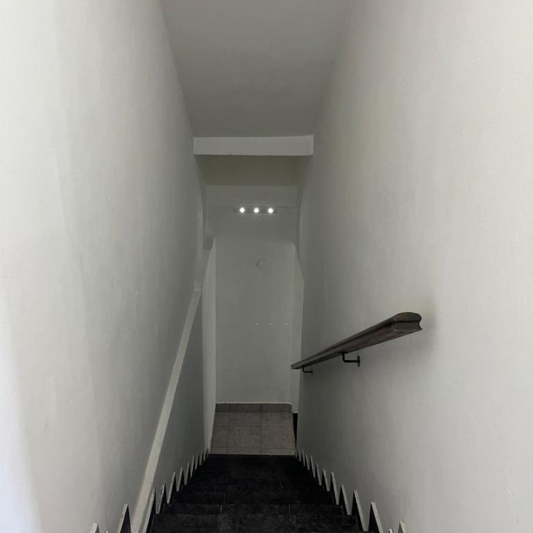 departamento completo ,1 piso por escalera zona refinería 1 dormitorio para 2 personas - Apartamento de 1 dormitorio - 20