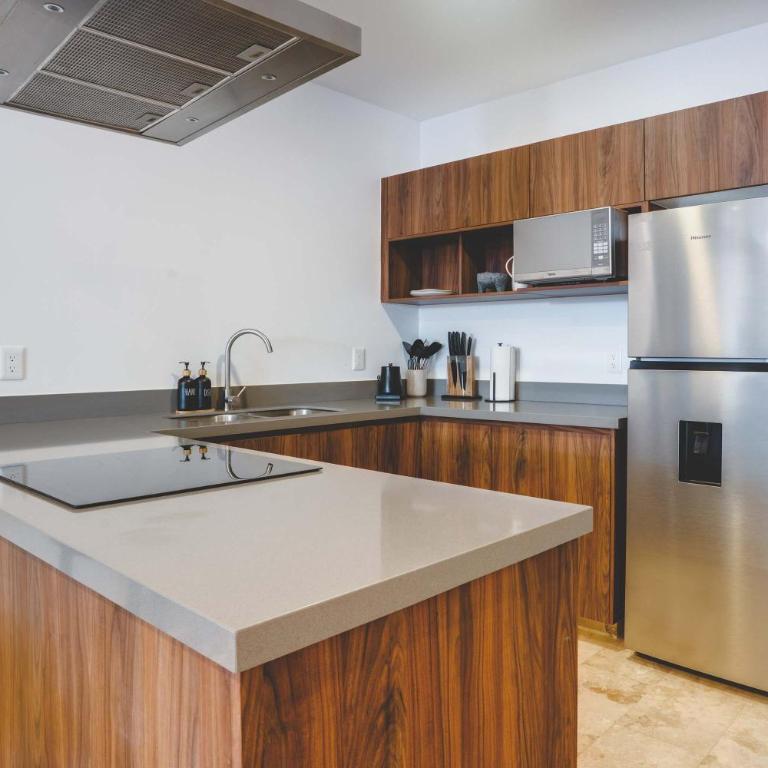 Luxury 2BR Retreat with Private Pool & Spa - Apartamento - 9
