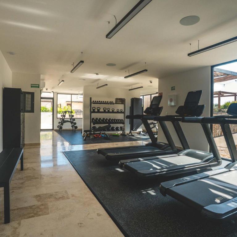 Luxury 2BR Retreat with Private Pool & Spa - Apartamento - 37