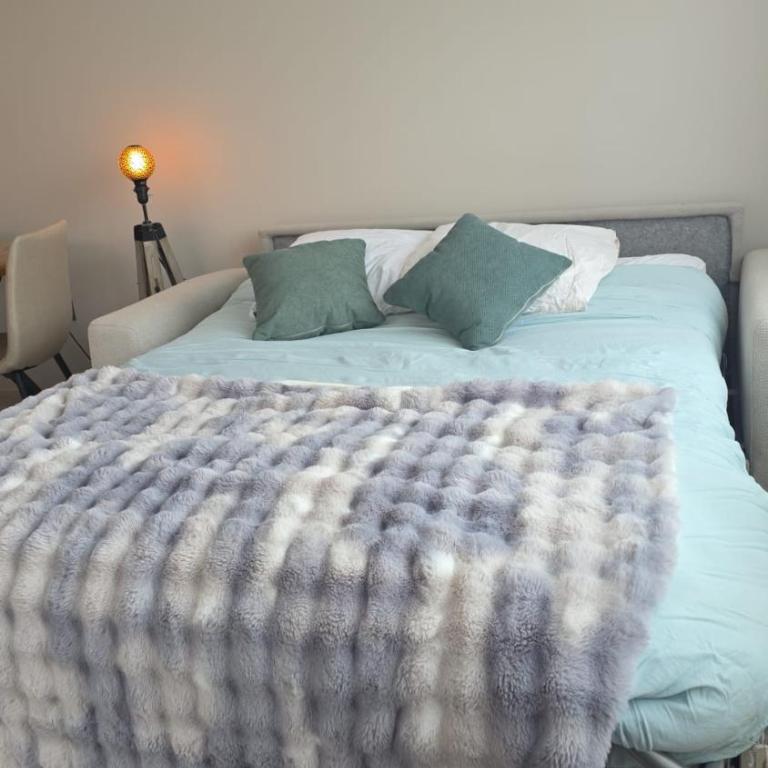 Superbe T3 neuf meublé 65m2 en roof top Fréjus avec espace terrasse de 45 m2 pergola BBQ - Appartement 2 Chambres avec Terrasse - 36
