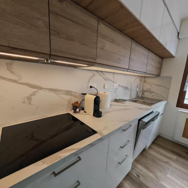 City family 5 min du centre et cure thermale avec garage - Appartamento con 2 Camere da Letto - 17