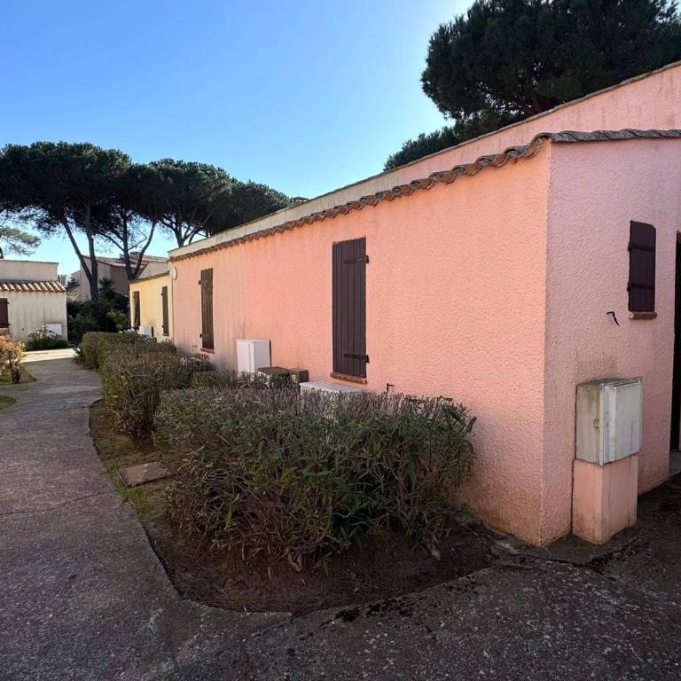 Villa mitoyenne climatisée avec piscine, 4 pers, parking - FR-1-607-210 - Appartamento - 20