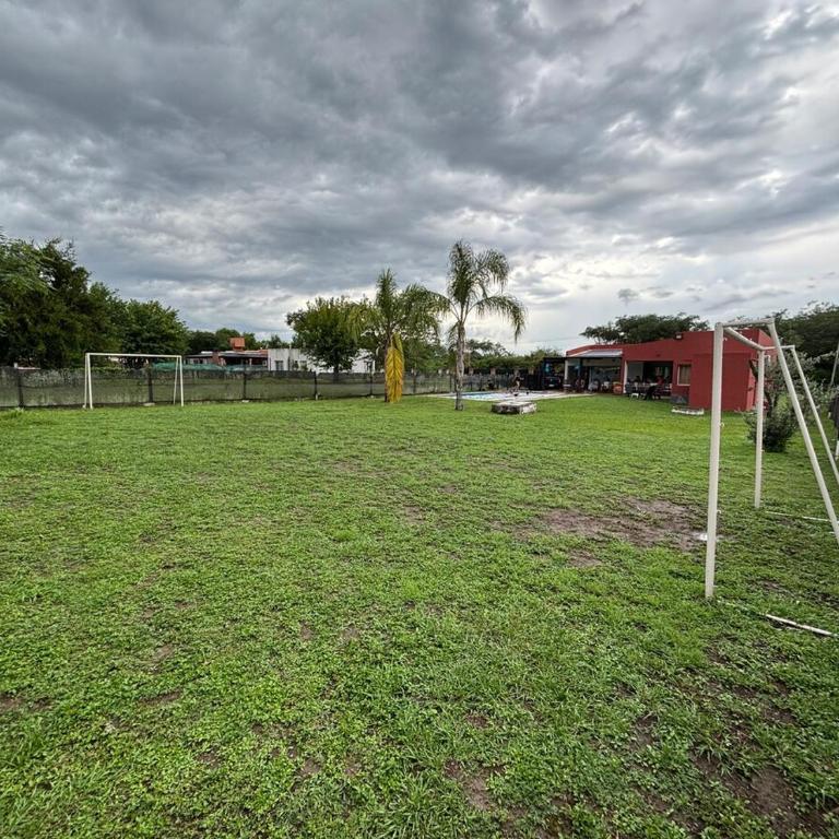 Casa con pileta cerca de Salta - Casa de 2 dormitorios - 23