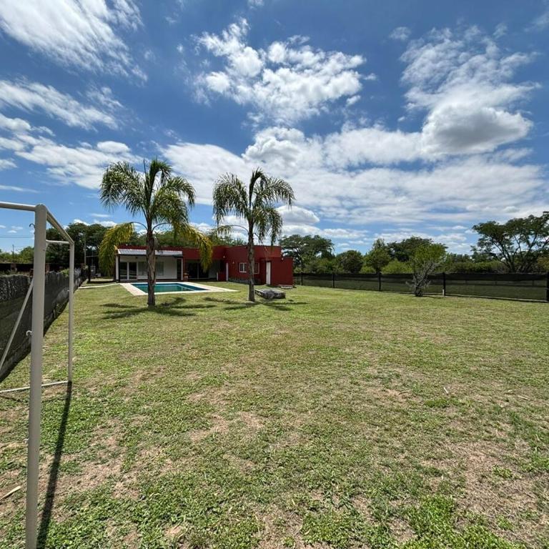 Casa con pileta cerca de Salta - Casa de 2 dormitorios - 25