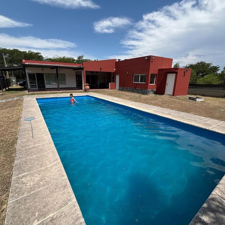 Casa con pileta cerca de Salta - Casa de 2 dormitorios - 27