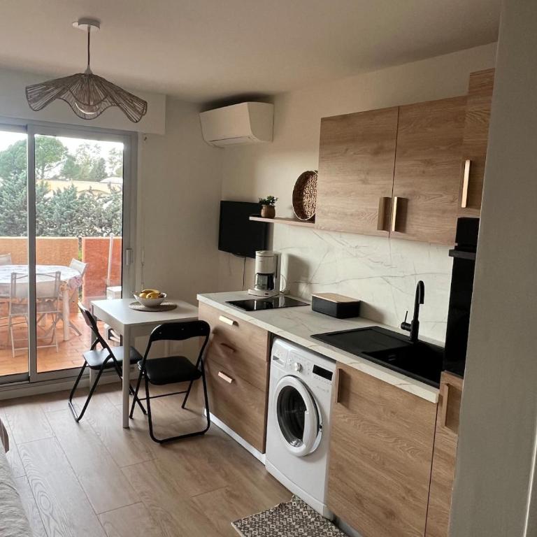 L'Orangeraie T2 Bandol clim terrasse proche à pieds mer gare ville pour 1 à 4 personnes - Apartamento de 1 dormitorio - 2