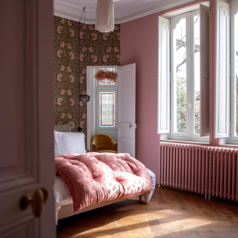 Maison Jullian - Chambre Double - Vue sur Jardin - 11