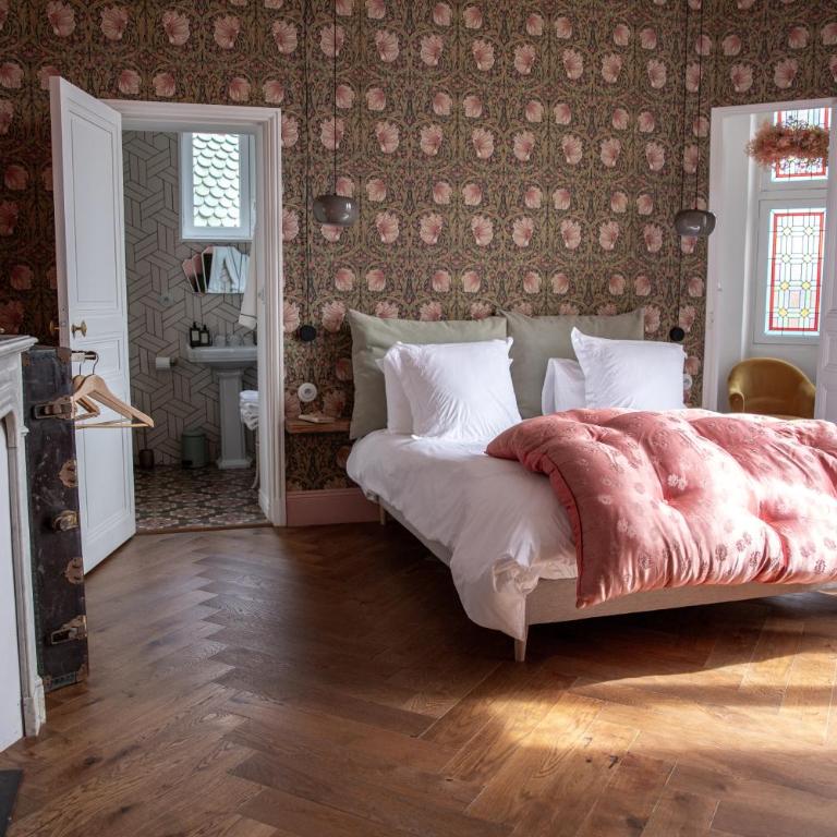 Maison Jullian - Chambre Double - Vue sur Jardin - 12