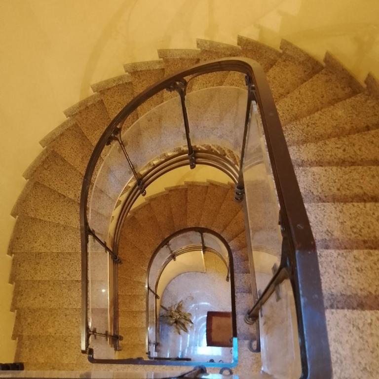 Vista Colosseo con 3 camere, 3 bagni a 100m dalla metro Colosseo - Appartamento con 3 Camere da Letto e con Vista - 13