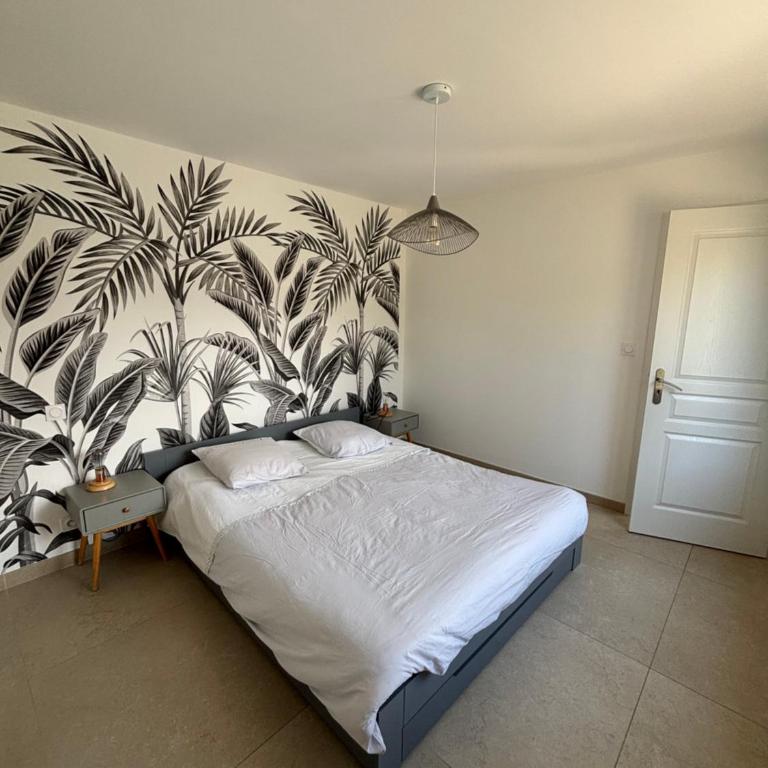 Villa LES EMBRUNS avec piscine intérieure chauffée 2 à 8 personnes - Villa avec Piscine Privée - 30