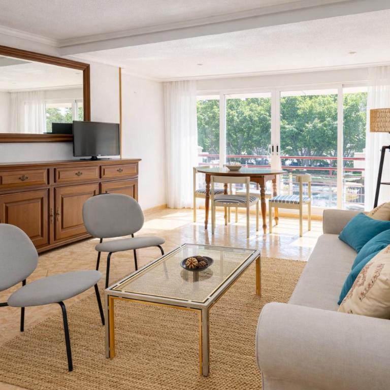 Apartment near Levante Beach with Pool & Parking - Two-Bedroom Apartment - 5