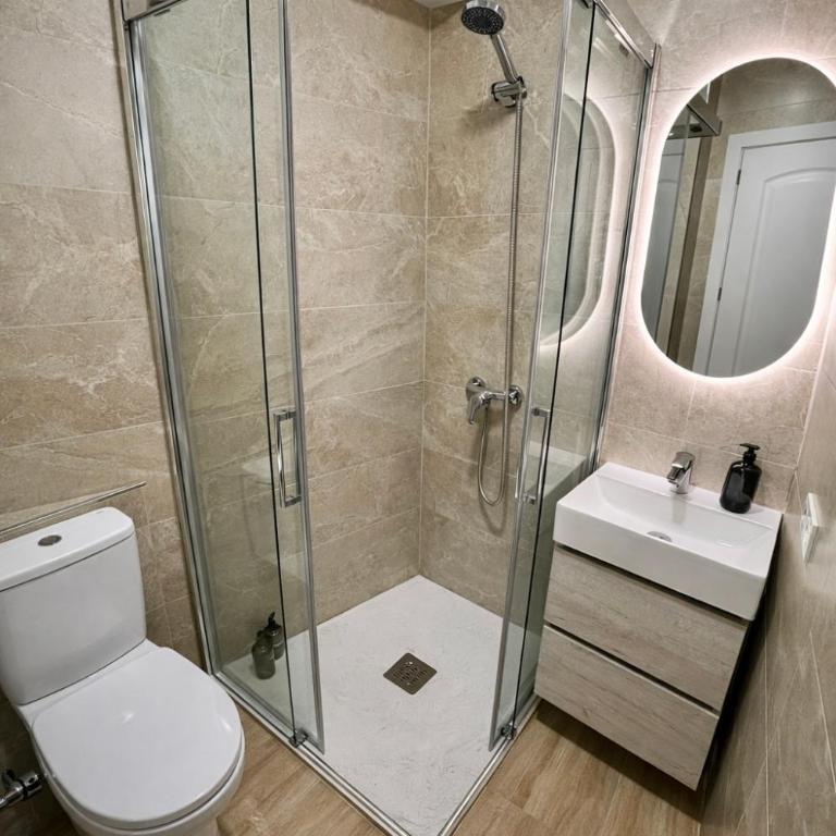 Apartamento con vistas a iglesia historica Centro Cordoba 6 huespedes - Apartamento Premium de 3 dormitorios con balcón - 22