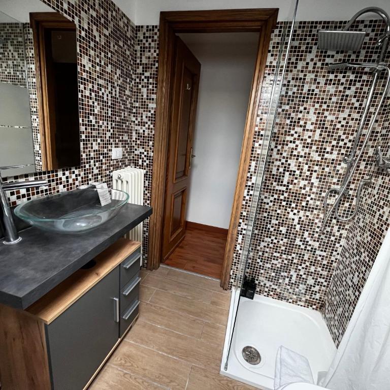 Porta Nuova - Ampio Bilocale in Palazzo Storico - Centro Città - Museo Egizio - Appartamento con 1 Camera da Letto - 9