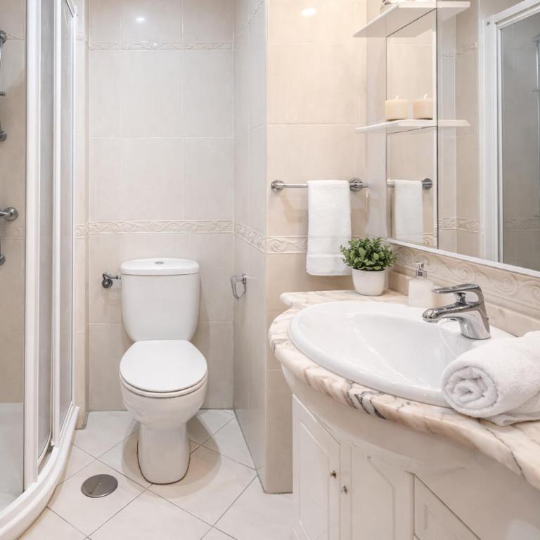 Apartment near Levante Beach with Pool & Parking - Two-Bedroom Apartment - 10
