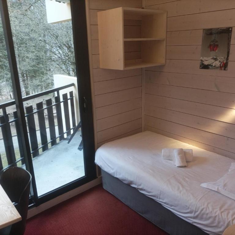 AEC Village Vacances - Les Becchi - Habitación Triple - 5