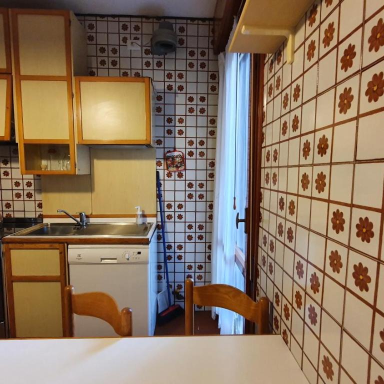 Grande appartamento immerso nel verde - Poeta - Appartamento con 2 Camere da Letto e Balcone - 23