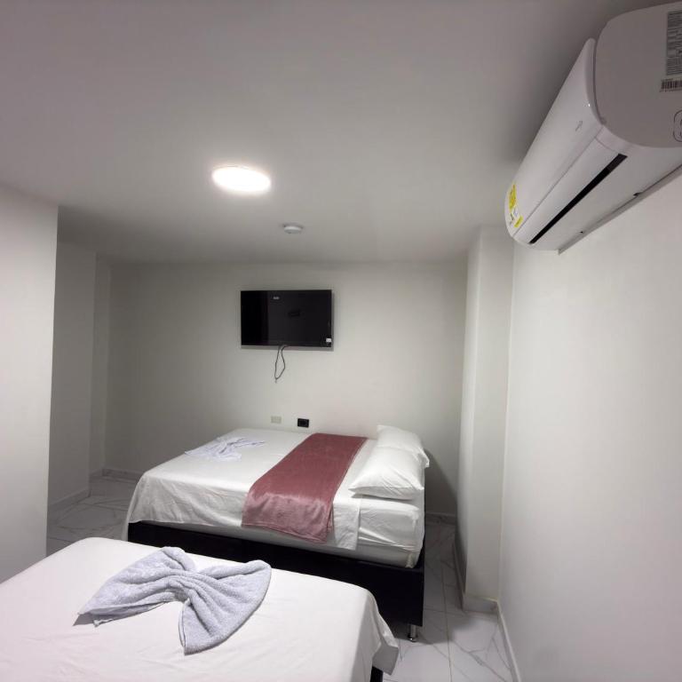Hotel Bello Horizonte - Double Room with Two Double Beds - 5