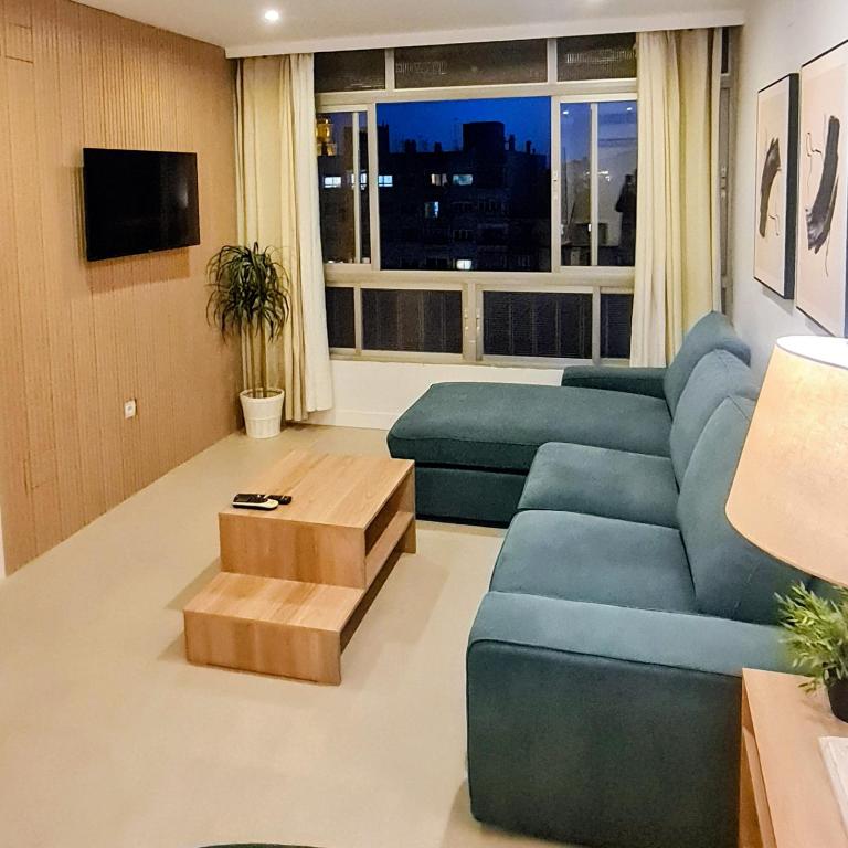 Apartment Sky Cervantes - Three-Bedroom Apartment - 1
