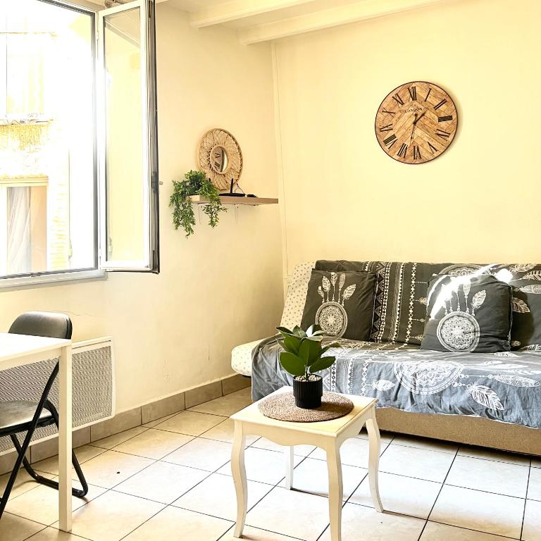 Le Comtadin - Studio climatisé cœur de ville - Appartement 1 Chambre - 3